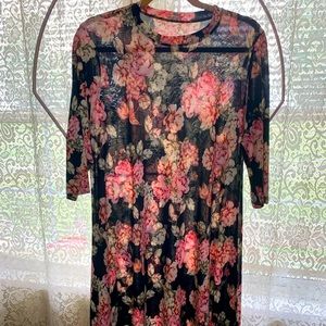 Modest dress size L